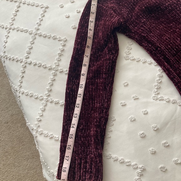 Dip XS Women’s or Girls Super Soft Knit Maroon Sweater - Picture 7 of 8
